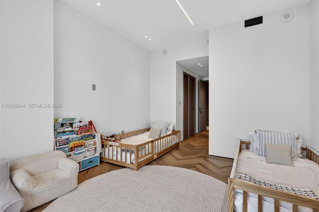 4100 Island Blvd 904, Aventura, FL 33160