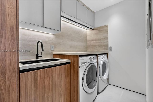 4100 Island Blvd 904, Aventura, FL 33160