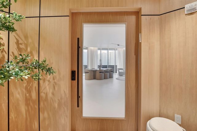 4100 Island Blvd 904, Aventura, FL 33160