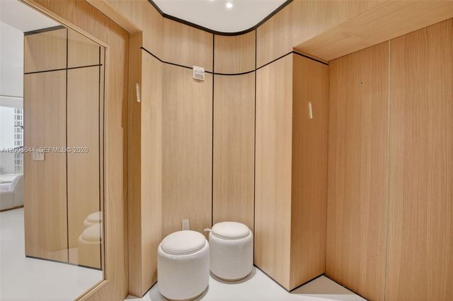 4100 Island Blvd 904, Aventura, FL 33160