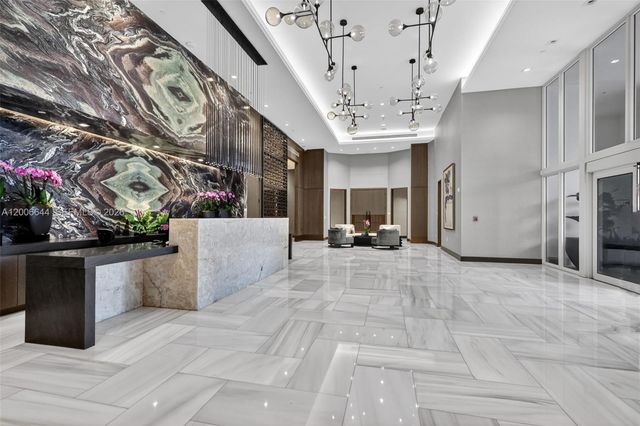 4100 Island Blvd 904, Aventura, FL 33160