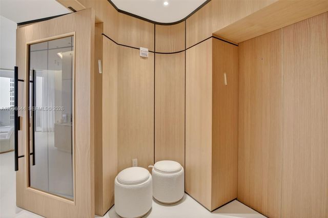 4100 Island Blvd 904, Aventura, FL 33160