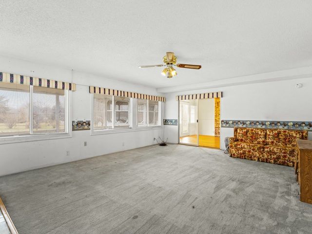 3619 Chippewa Avenue, Rockford, IL 61102