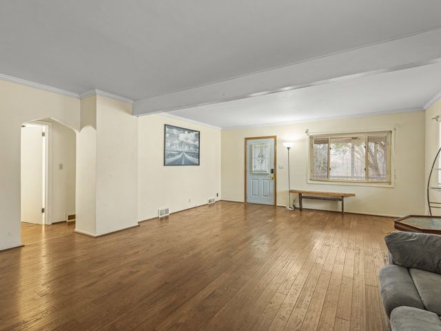 3619 Chippewa Avenue, Rockford, IL 61102