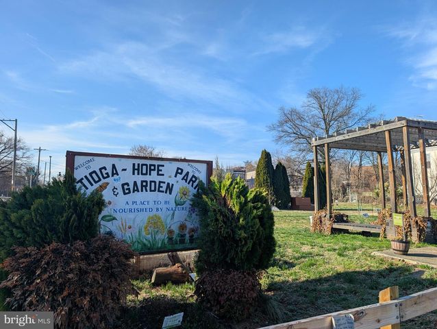 2209 W TIOGA ST, Philadelphia, PA 19140