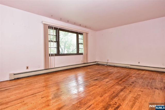 479 Goffle Road, Wyckoff, NJ 07481