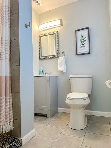 801 N Douglas Avenue, Cleburne, TX 76033