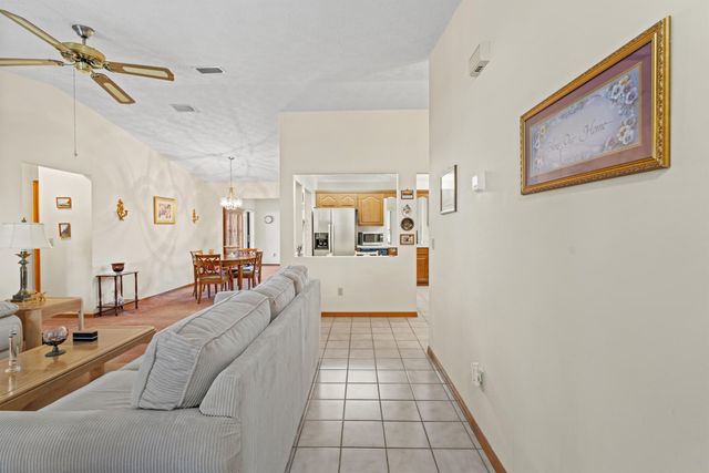 2449 SE Marseille Street, Port St Lucie, FL 34952