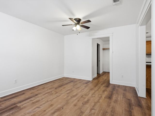 209 Valley View Court, Azle, TX 76020