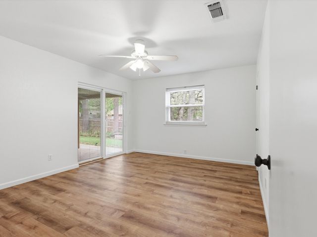 209 Valley View Court, Azle, TX 76020