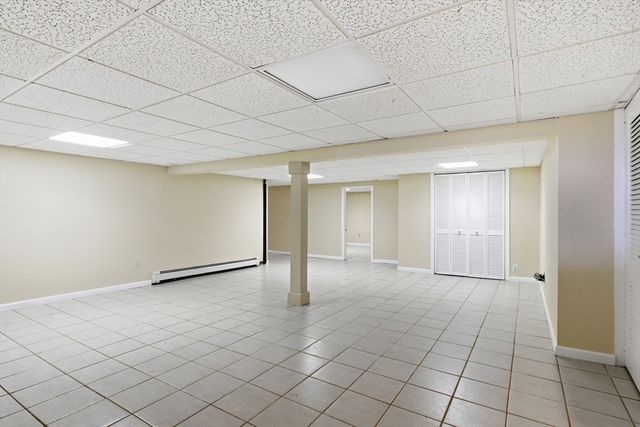 80 Lynnwood Dr, Longmeadow, MA 01106