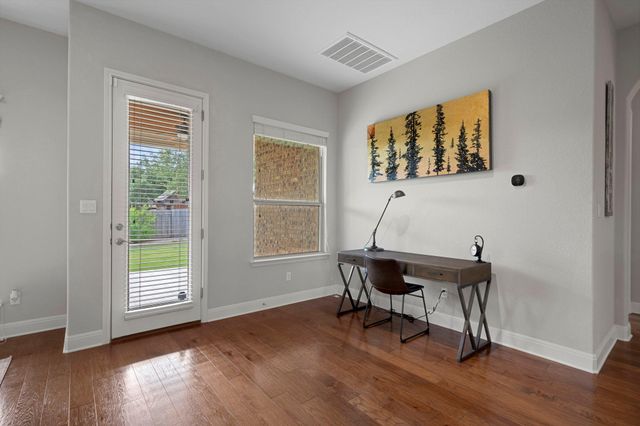 113 Swallowtail DR, Austin, TX 78737