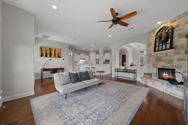 113 Swallowtail DR, Austin, TX 78737