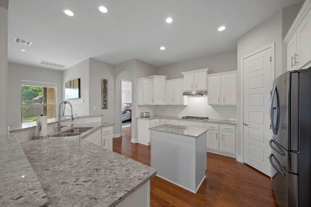 113 Swallowtail DR, Austin, TX 78737