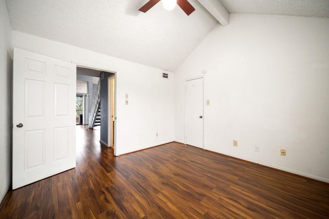 8359 Sands Point Drive 218, Houston, TX 77036