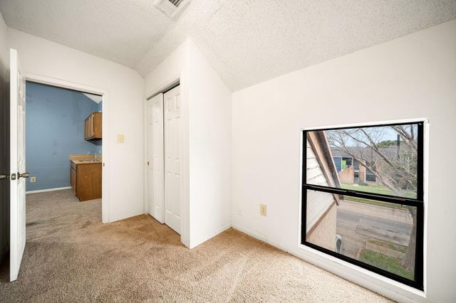 8359 Sands Point Drive 218, Houston, TX 77036