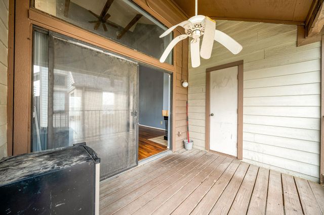 8359 Sands Point Drive 218, Houston, TX 77036