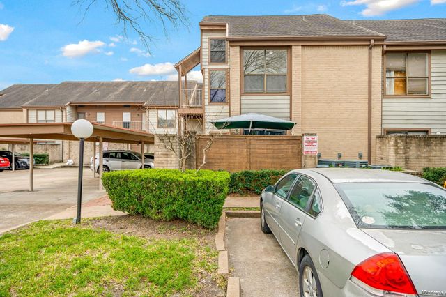 8359 Sands Point Drive 218, Houston, TX 77036