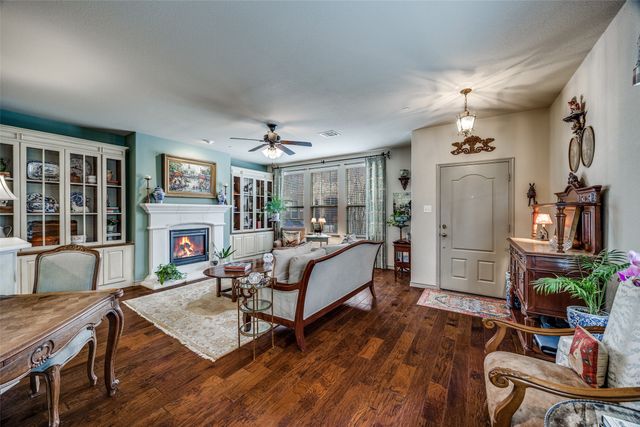 4253 Riverview Drive, Carrollton, TX 75010