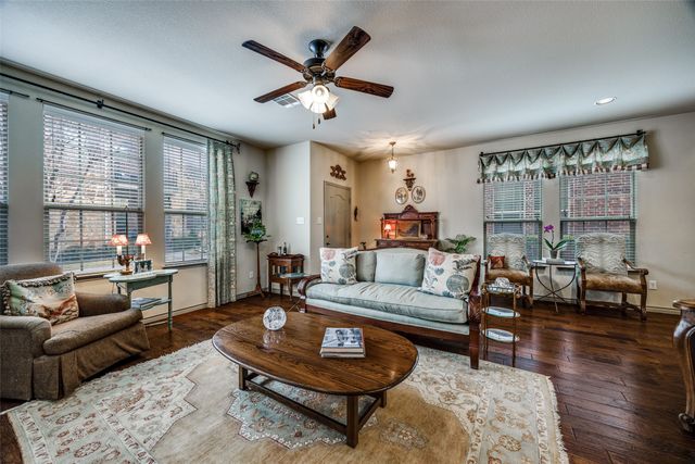 4253 Riverview Drive, Carrollton, TX 75010