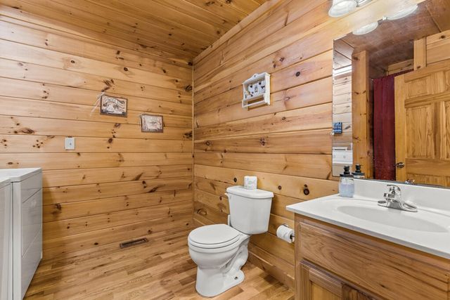 123 Lone Oak Drive, Blue Ridge, GA 30513