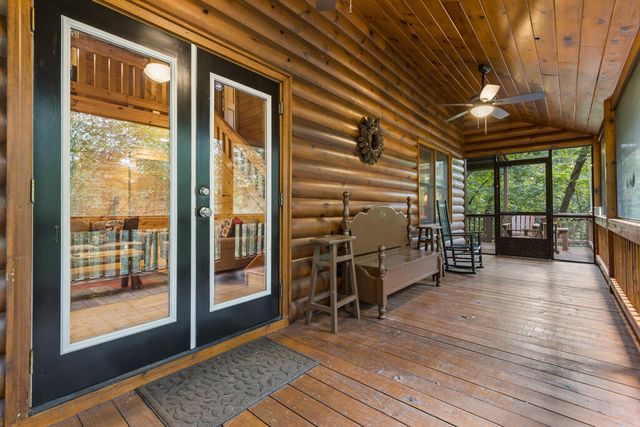 123 Lone Oak Drive, Blue Ridge, GA 30513