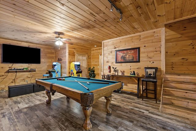 123 Lone Oak Drive, Blue Ridge, GA 30513
