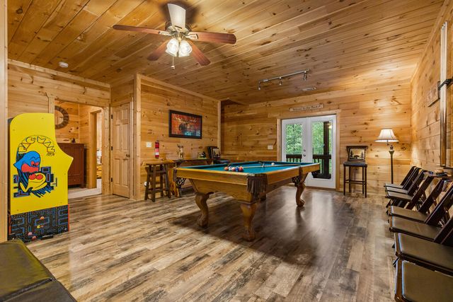 123 Lone Oak Drive, Blue Ridge, GA 30513