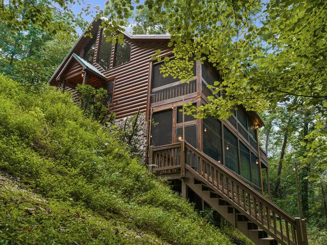 123 Lone Oak Drive, Blue Ridge, GA 30513