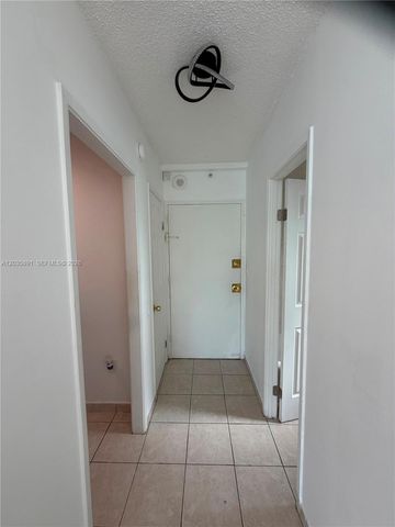 400 Kings Point Dr 531, Sunny Isles Beach, FL 33160