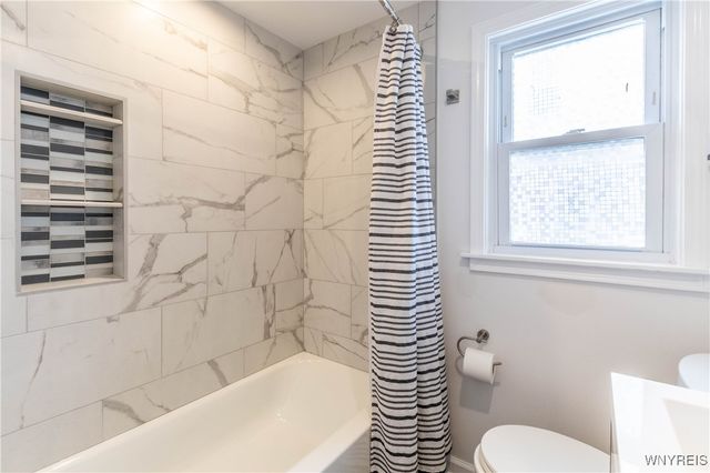 230 Glencove Road, Tonawanda, NY 14223