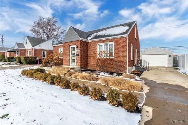 230 Glencove Road, Tonawanda, NY 14223