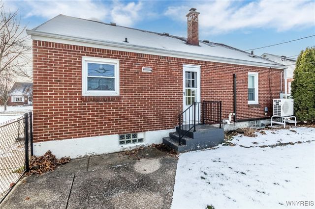 230 Glencove Road, Tonawanda, NY 14223