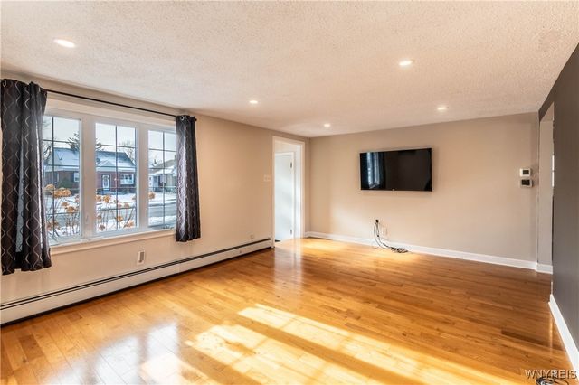 230 Glencove Road, Tonawanda, NY 14223