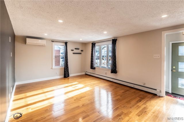 230 Glencove Road, Tonawanda, NY 14223