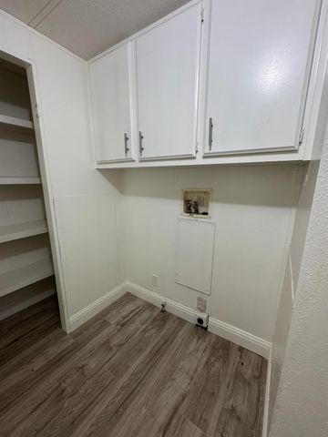 13600 Pino Ct, La Grange, CA 95329