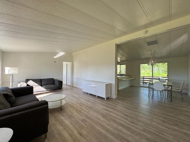 13600 Pino Ct, La Grange, CA 95329