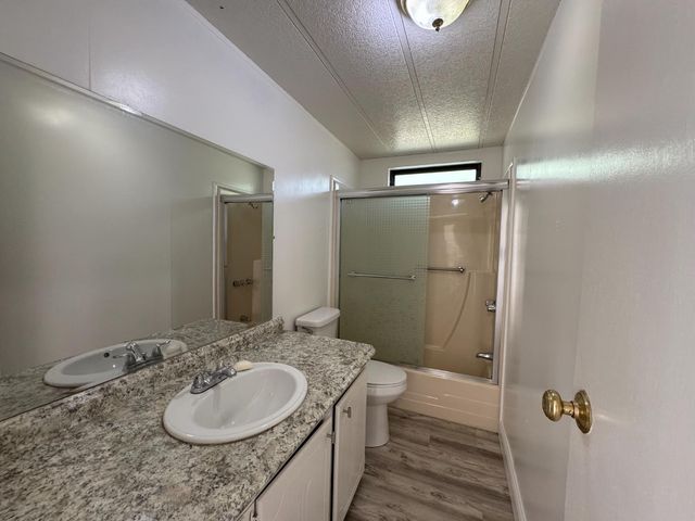 13600 Pino Ct, La Grange, CA 95329