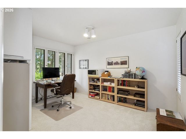 20307 Ne INTERLACHEN Ln, Fairview, OR 97024
