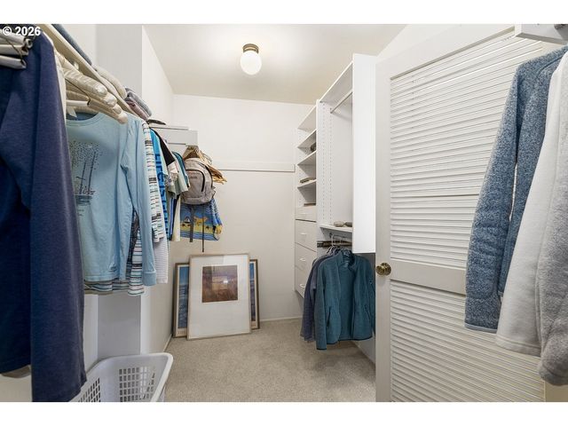 20307 Ne INTERLACHEN Ln, Fairview, OR 97024