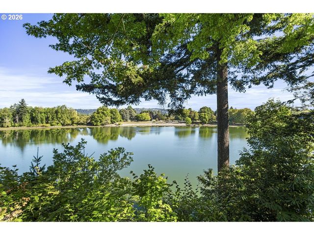 20307 Ne INTERLACHEN Ln, Fairview, OR 97024