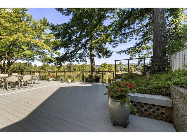 20307 Ne INTERLACHEN Ln, Fairview, OR 97024