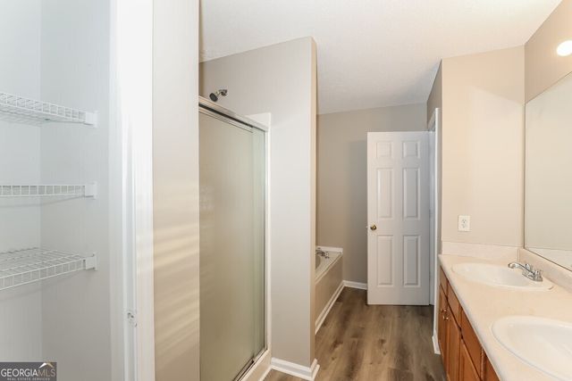 5488 Vanity Joys Lane, Ellenwood, GA 30294