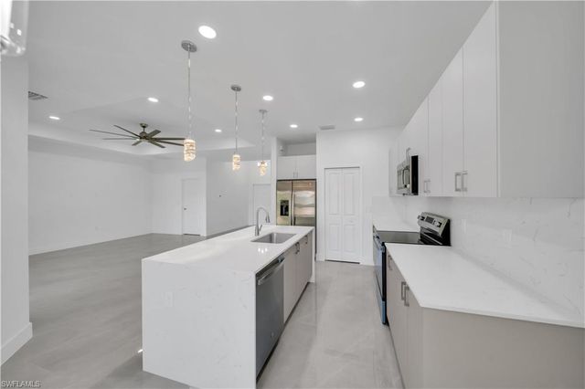 302 Palisades AVE, Lehigh Acres, FL 33974