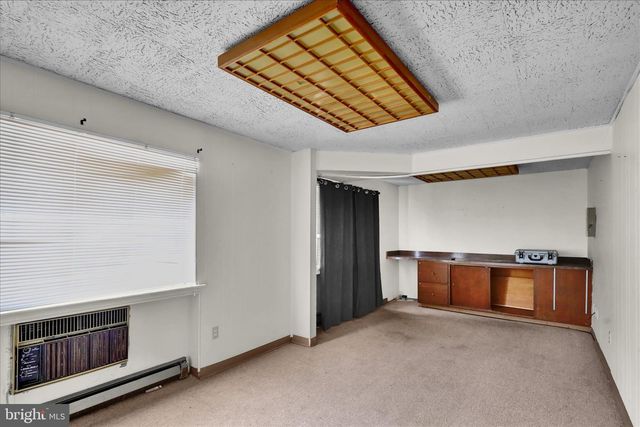2520 PENN AV, Reading, PA 19609