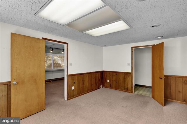 2520 PENN AV, Reading, PA 19609