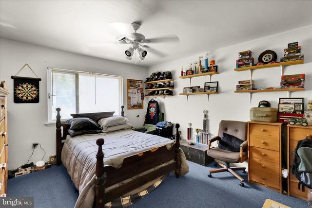 2520 PENN AV, Reading, PA 19609