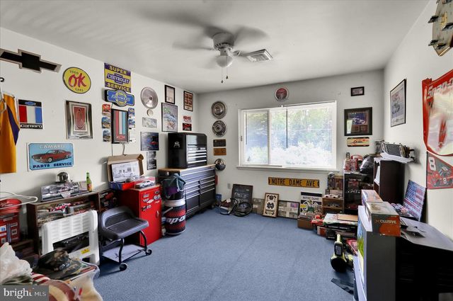 2520 PENN AV, Reading, PA 19609
