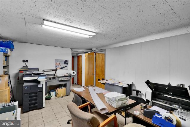 2520 PENN AV, Reading, PA 19609