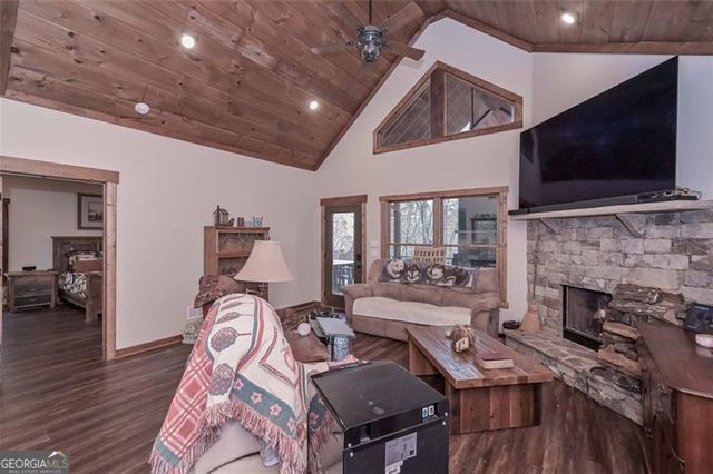 110 RIDGECREST, Ellijay, GA 30540